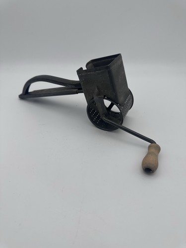 Vintage mouli metal - vintage, held
