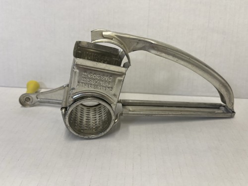 Vintage mouli metal hand crank - metal,